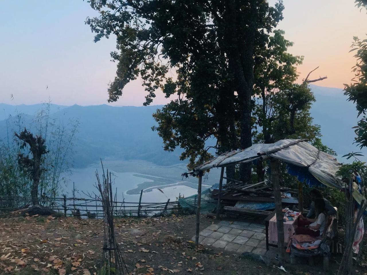 Hom'S Homestay & Farmstay Sarangkot Pokhara Luaran gambar